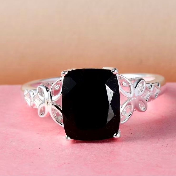 Australian Black Tourmaline 3.50 Ctw Solitaire Ring In Sterling Silver